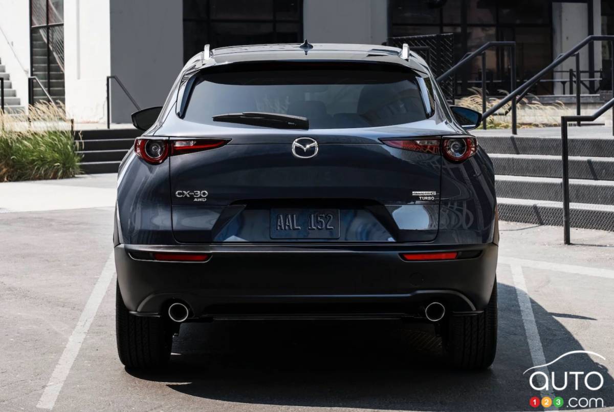 Mazda CX-30 Turbo 2021, arrière